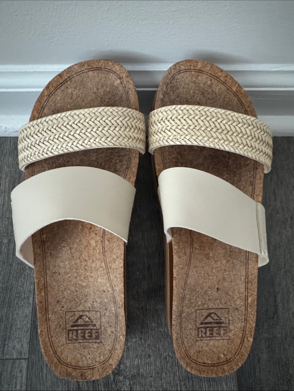 Reef Cushion Vista Hi Braided Slide sandals Vintage Cream Size 8